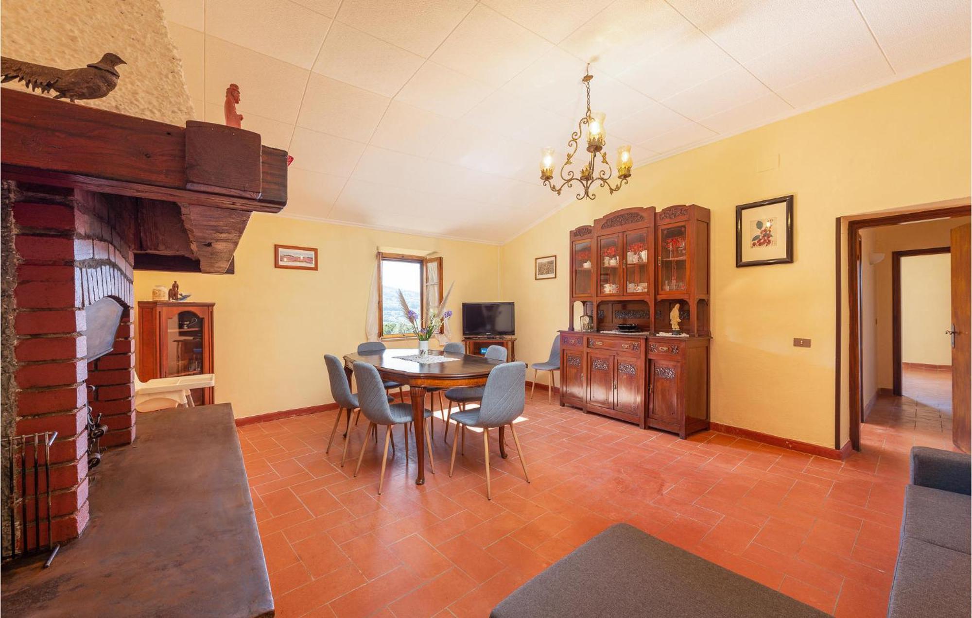 Cozy Home In Massa Marittima Gr With Kitchen Eksteriør billede