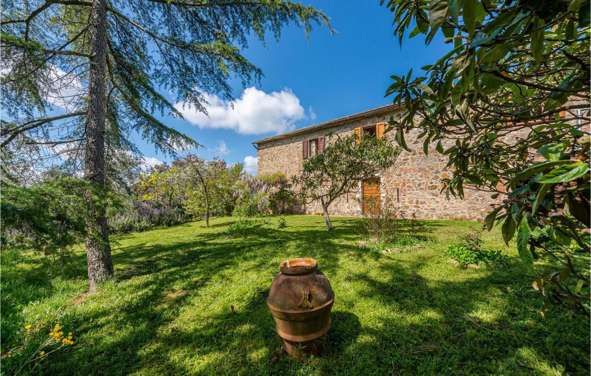 Cozy Home In Massa Marittima Gr With Kitchen Eksteriør billede